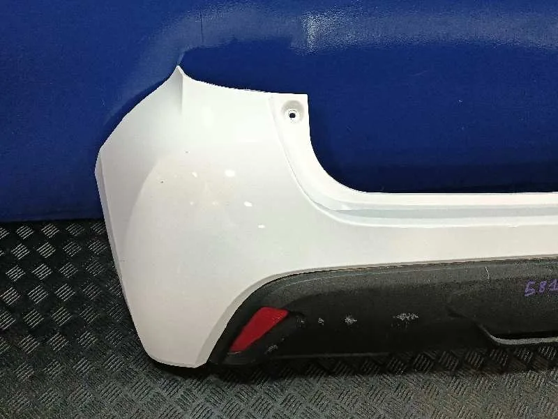 Paragolpes Trasero para Toyota Yaris (Xpa1F/Mxph11/Chxnbw)