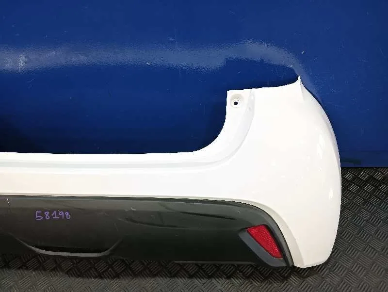 Paragolpes Trasero para Toyota Yaris (Xpa1F/Mxph11/Chxnbw)