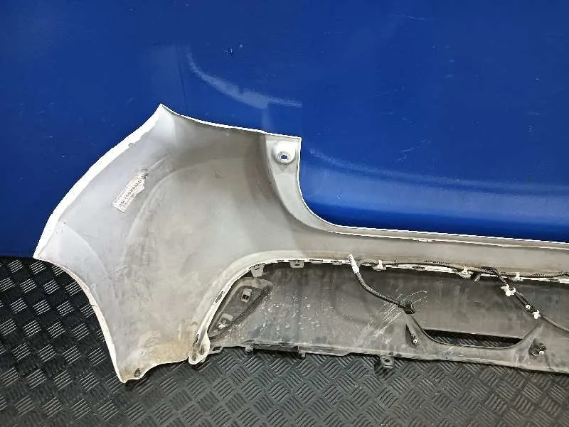 Paragolpes Trasero para Toyota Yaris (Xpa1F/Mxph11/Chxnbw)