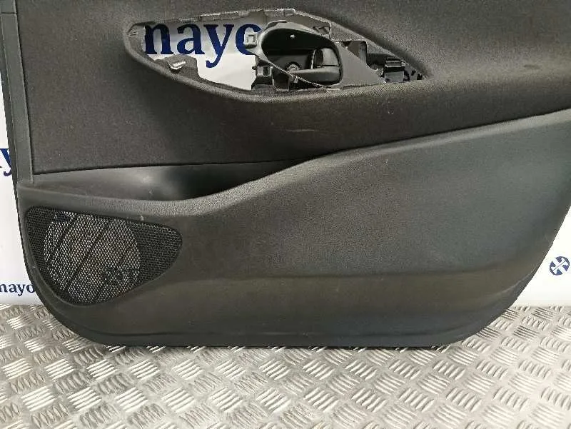 Guarnecido Puerta Delantera Derecha para Toyota Yaris (Xpa1F/Mxph11/Chxnbw)