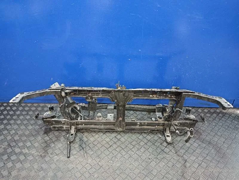 Panel Frontal para Nissan Pathfinder (R51)