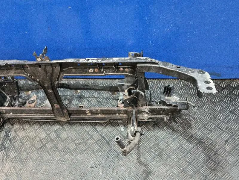 Panel Frontal para Nissan Pathfinder (R51)