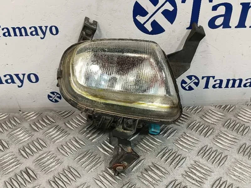 Faro Antiniebla Derecho para Peugeot 306 Cabriolet (S1)