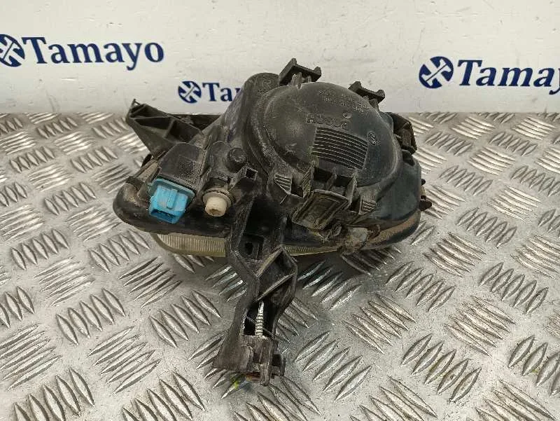 Faro Antiniebla Derecho para Peugeot 306 Cabriolet (S1)