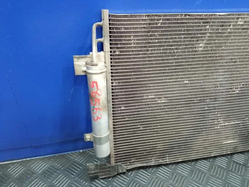 Condensador / Radiador Aire Acondicionado para Mitsubishi Outlander (Cw0)