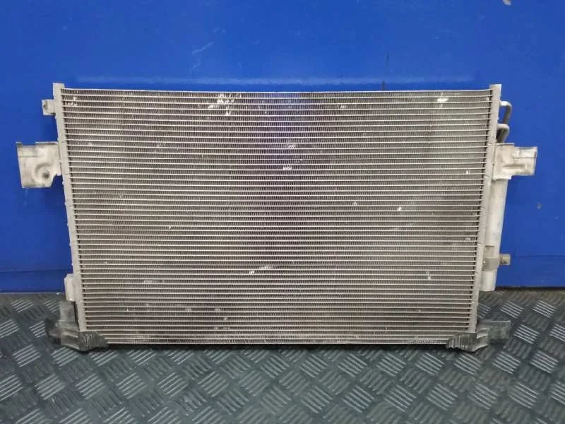 Condensador / Radiador Aire Acondicionado para Mitsubishi Outlander (Cw0)