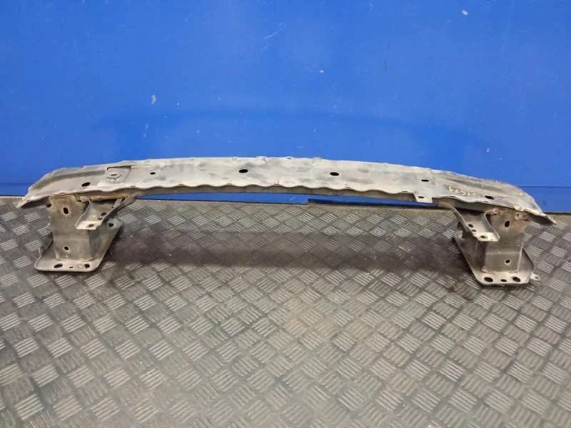 Refuerzo Paragolpes Delantero para Ford Fiesta (Cb1)