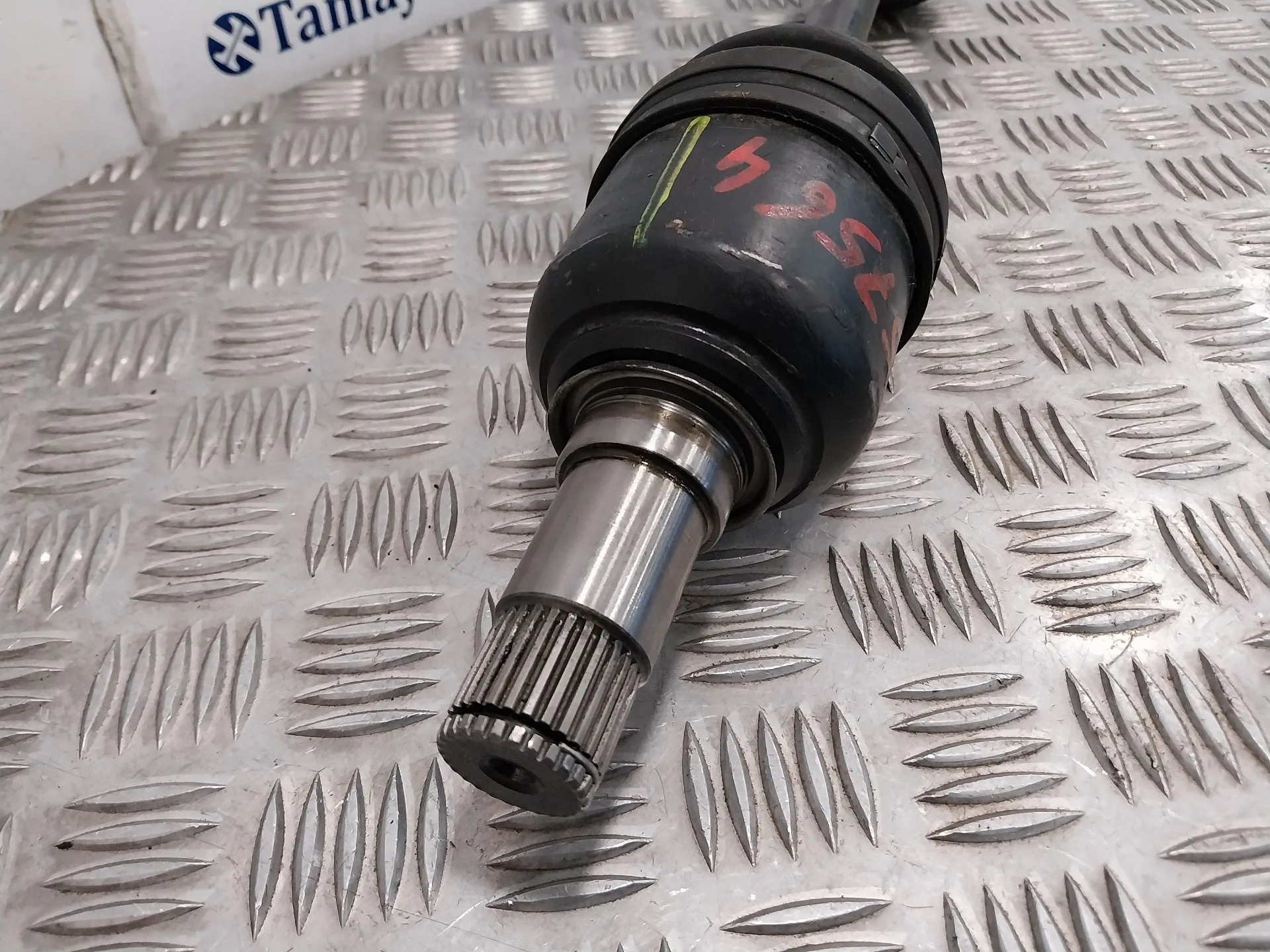 Transmision Delantera Izquierda para Mercedes-Benz Clase A (W169)