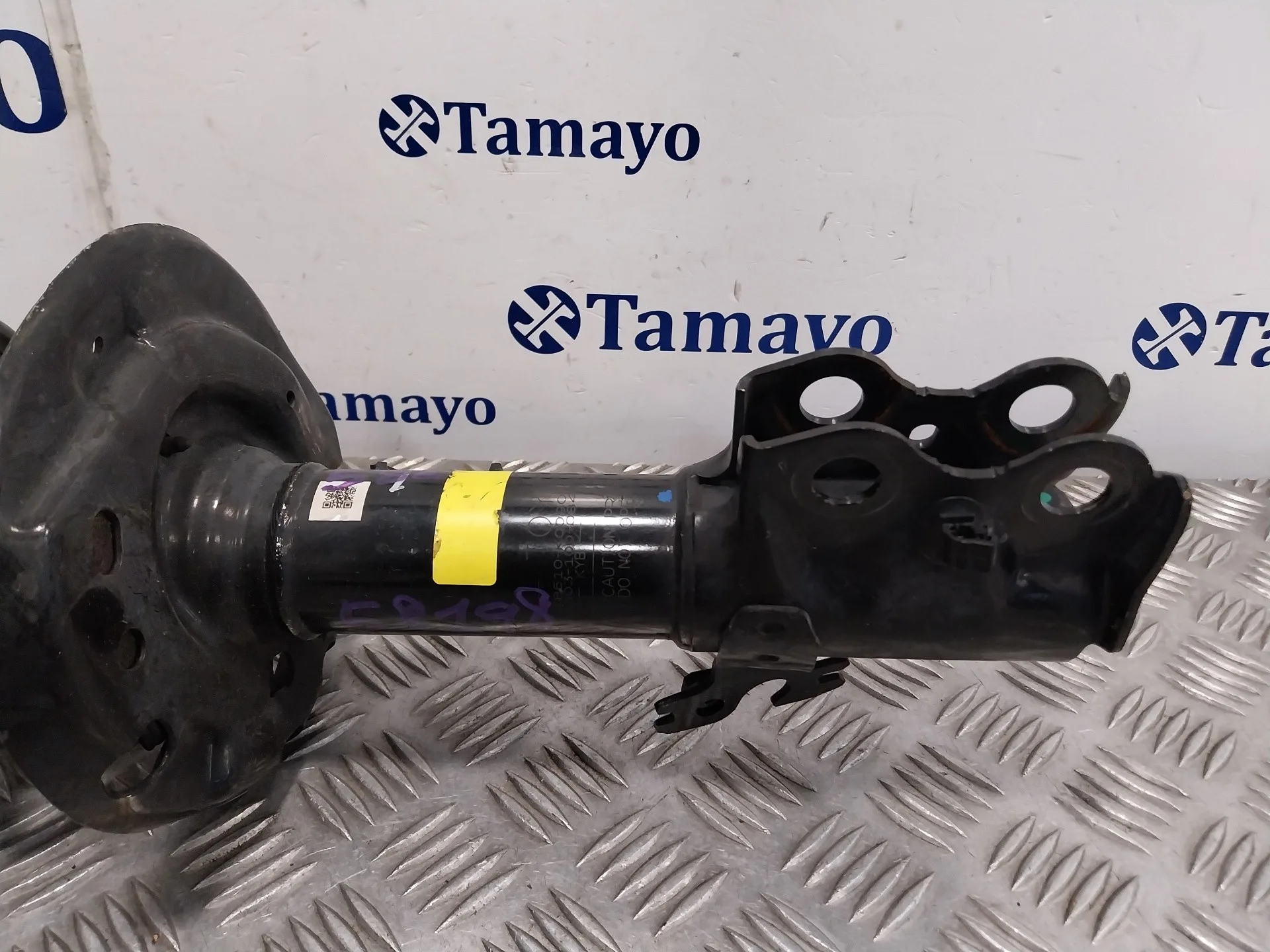 Amortiguador Delantero Derecho para Toyota Yaris (Xpa1F/Mxph11/Chxnbw)