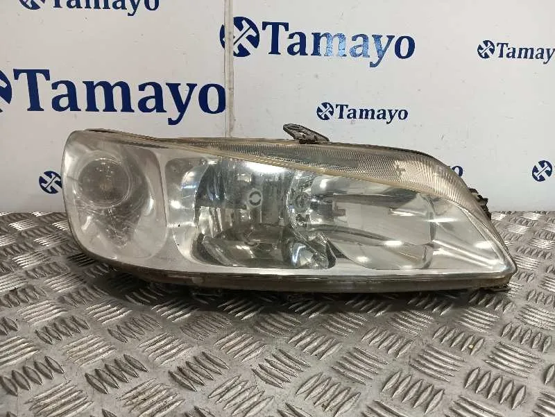 Faro Derecho para Peugeot 306 Cabriolet (S1)