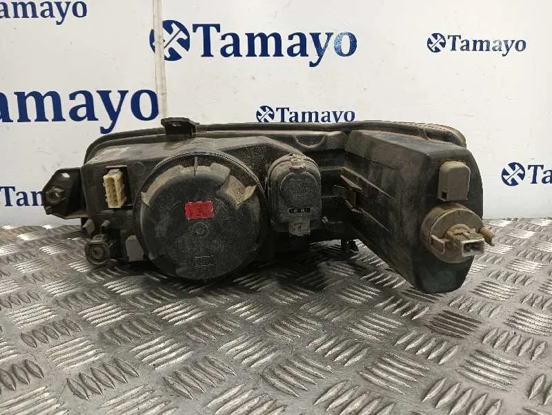 Faro Derecho para Peugeot 306 Cabriolet (S1)