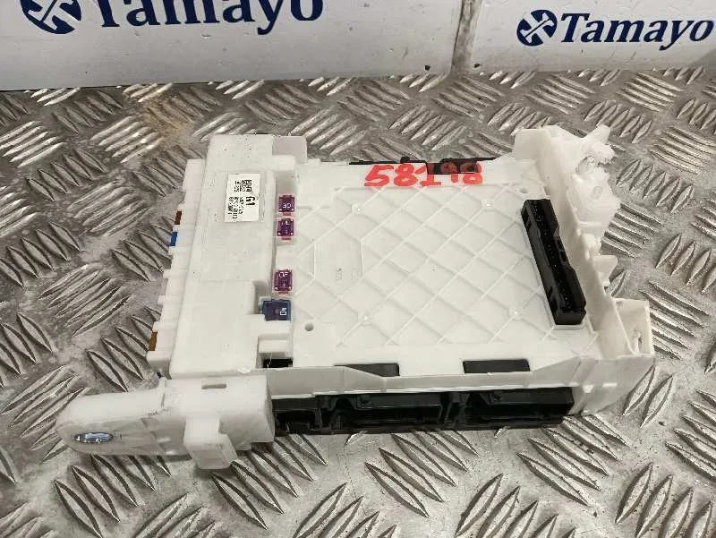 Caja Reles / Fusibles para Toyota Yaris (Xpa1F/Mxph11/Chxnbw)