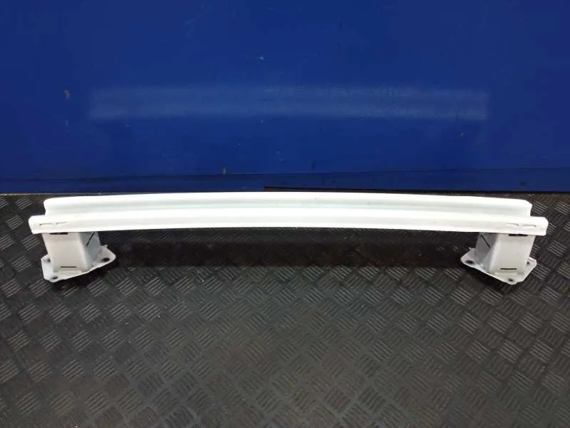 Refuerzo Paragolpes Trasero para Toyota Yaris (Xpa1F/Mxph11/Chxnbw)