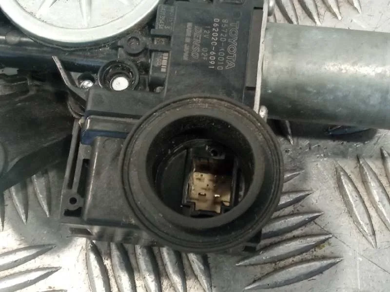 Elevalunas Trasero Izquierdo para Toyota Yaris (Xpa1F/Mxph11/Chxnbw)