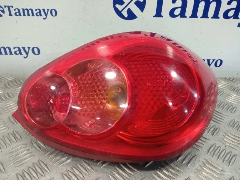 Piloto Trasero Izquierdo para Toyota Aygo (Kgb/Wnb)