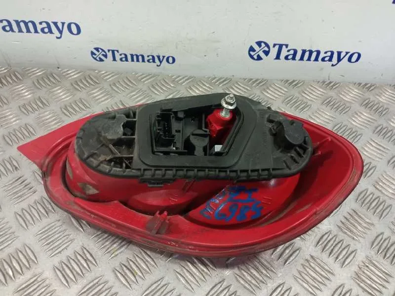 Piloto Trasero Izquierdo para Toyota Aygo (Kgb/Wnb)