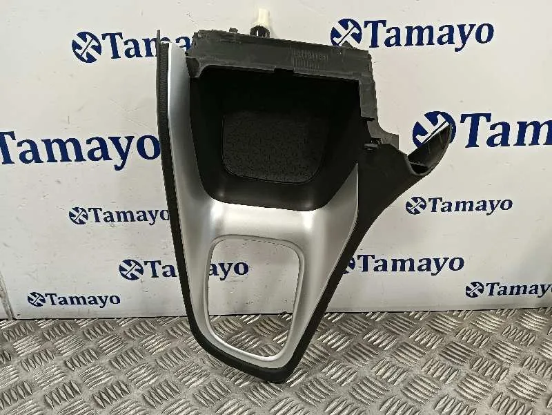Consola Central para Toyota Yaris (Xpa1F/Mxph11/Chxnbw)