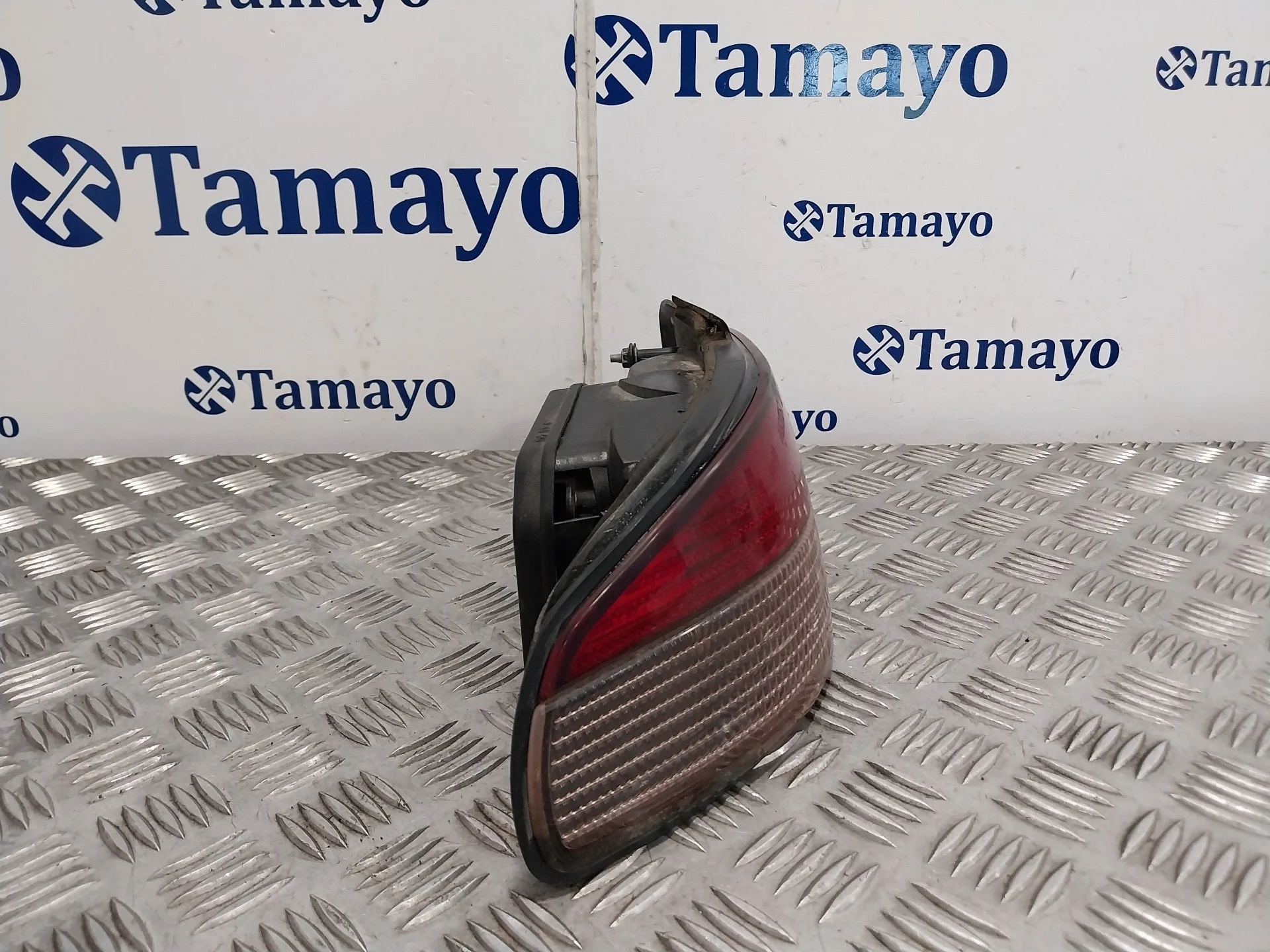 Piloto Trasero Izquierdo para Peugeot 306 Cabriolet (S1)