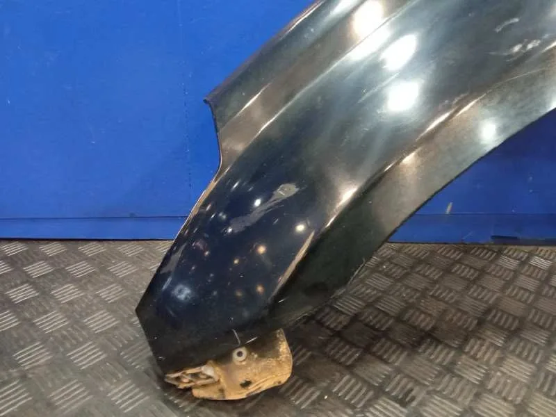 Aleta Delantera Izquierda para Toyota Rav 4 (A2)