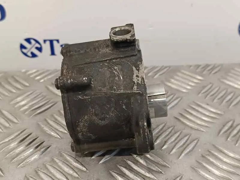 Depresor Freno / Bomba Vacio para Mercedes-Benz Sprinterii Caja Cerrada (Desde 01.06)