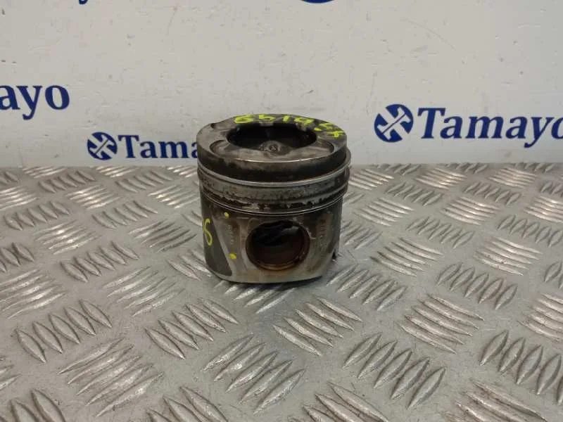 Piston para Mercedes-Benz Sprinter 5-T Caja/Chasis (B906)