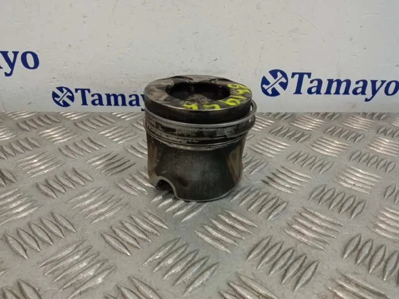 Piston para Mercedes-Benz Sprinter 5-T Caja/Chasis (B906)