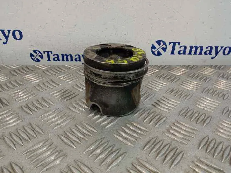 Piston para Mercedes-Benz Sprinter 5-T Caja/Chasis (B906)