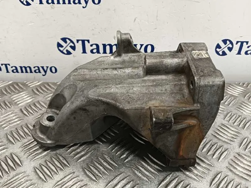 Soporte Motor para Mercedes-Benz Sprinter 5-T Caja/Chasis (B906)