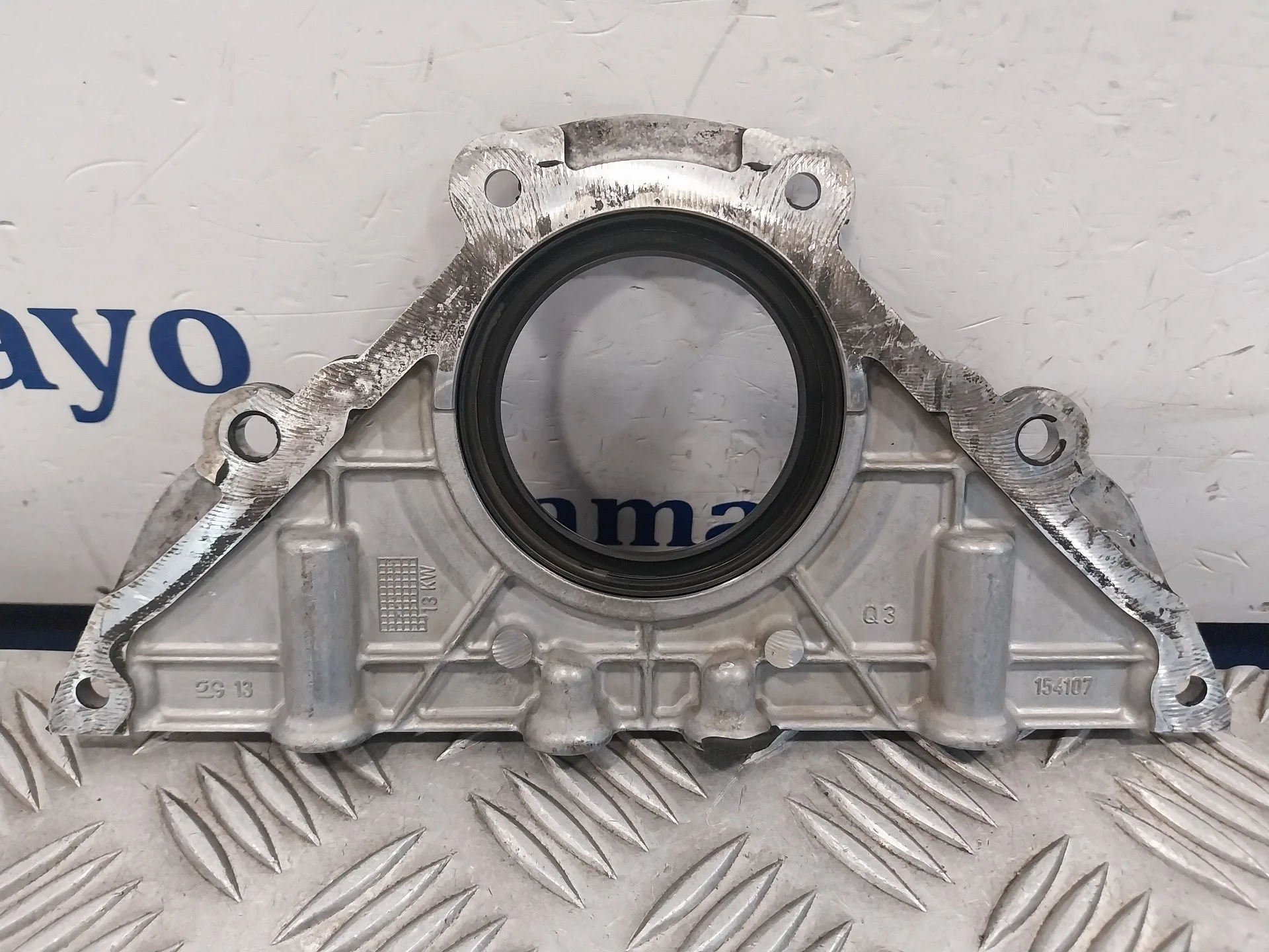 Tapa Distribucion para Mercedes-Benz Sprinter 5-T Caja/Chasis (B906)