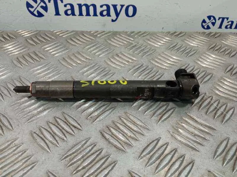 Inyector para Mercedes-Benz Sprinter 5-T Caja/Chasis (B906)