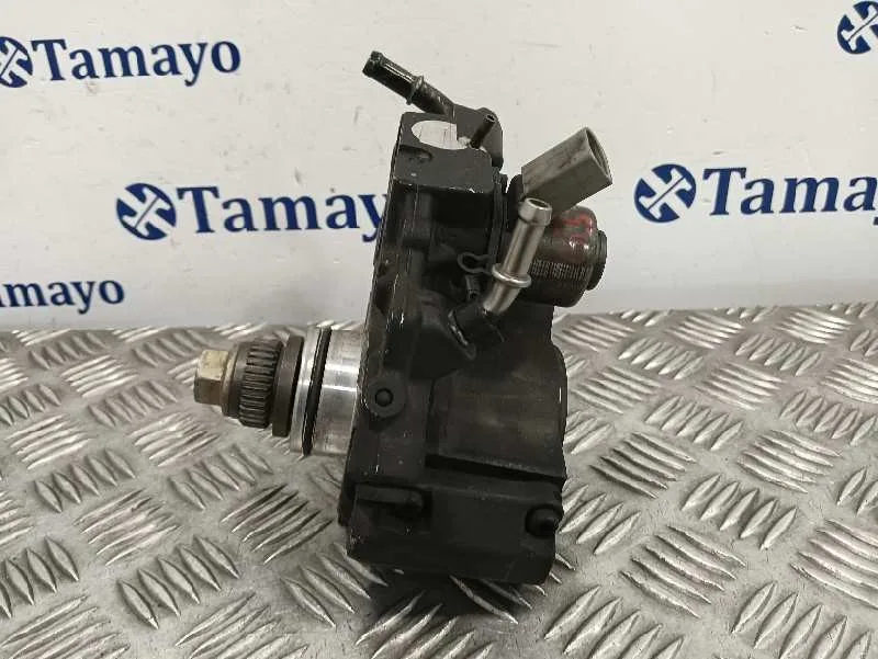 Bomba Inyeccion para Mercedes-Benz Sprinter 5-T Caja/Chasis (B906)