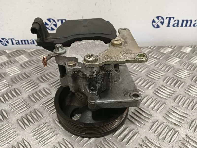 Bomba Direccion para Mercedes-Benz Clase Clk (W208) Coupe
