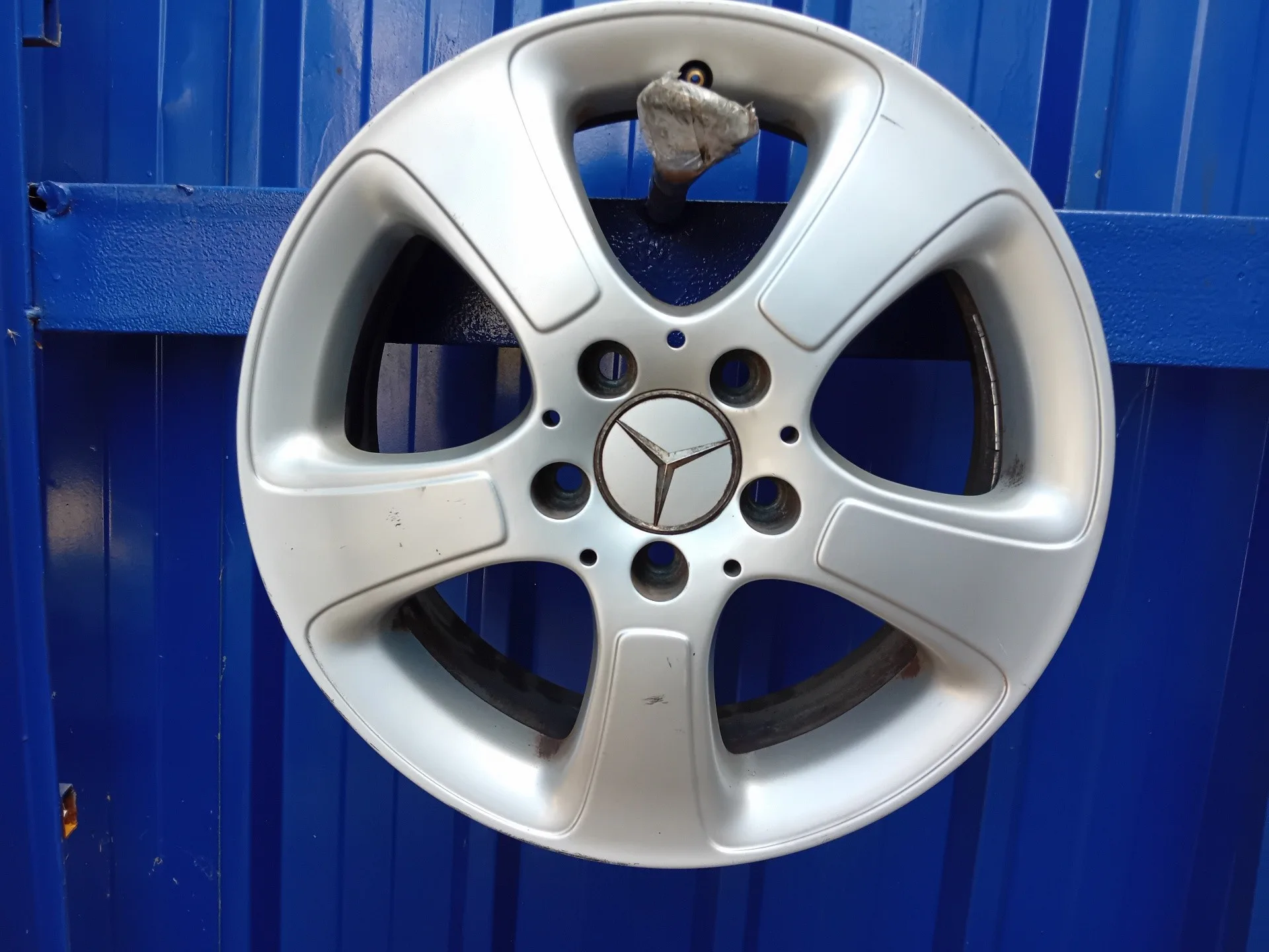 Llanta para Mercedes-Benz Clase A (W169)