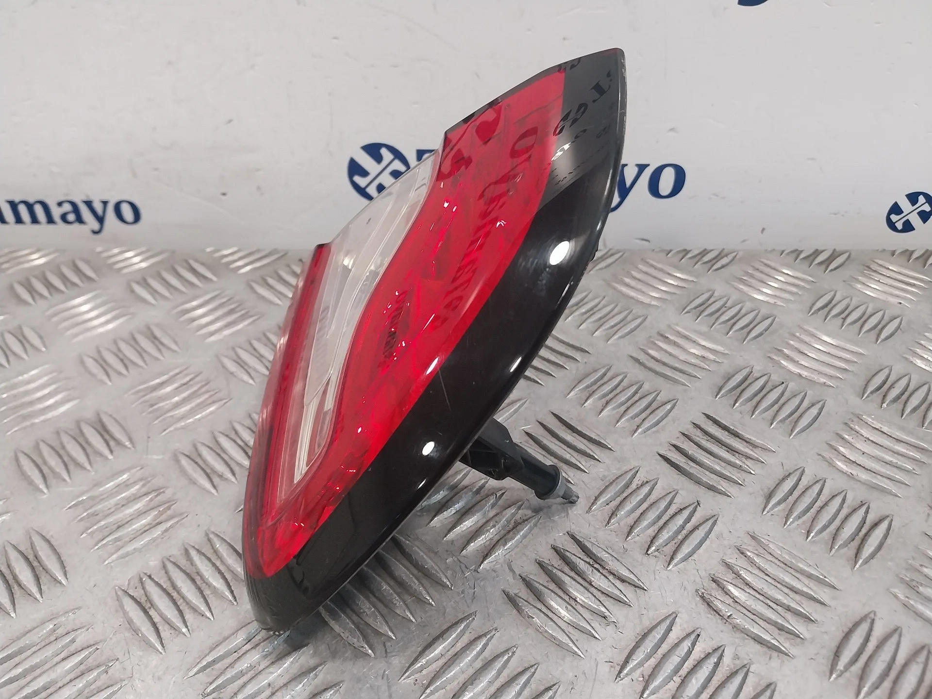 Piloto Trasero Derecho Interior para Renault Captur