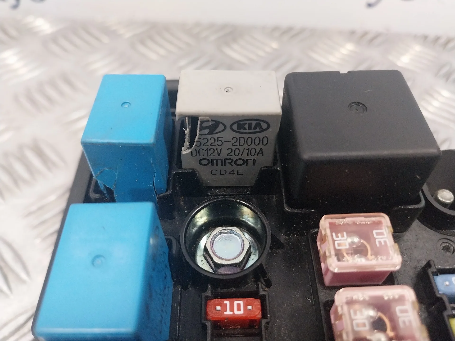 Caja Reles / Fusibles para Kia Cee'd