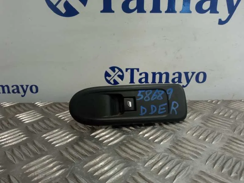 Mando Elevalunas Delantero Derecho para Citroën C3