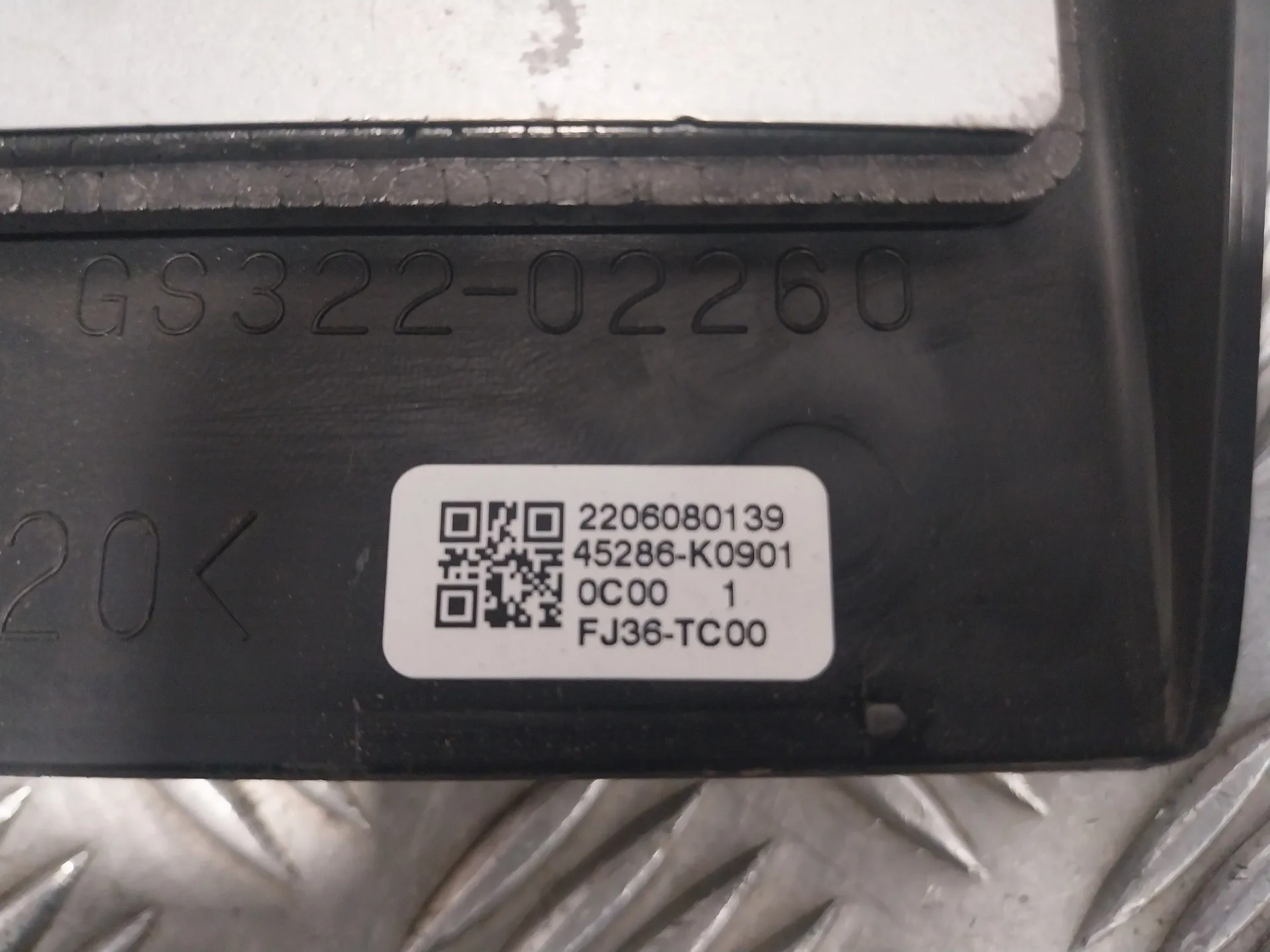 Moldura para Toyota Yaris (Xpa1F/Mxph11/Chxnbw)