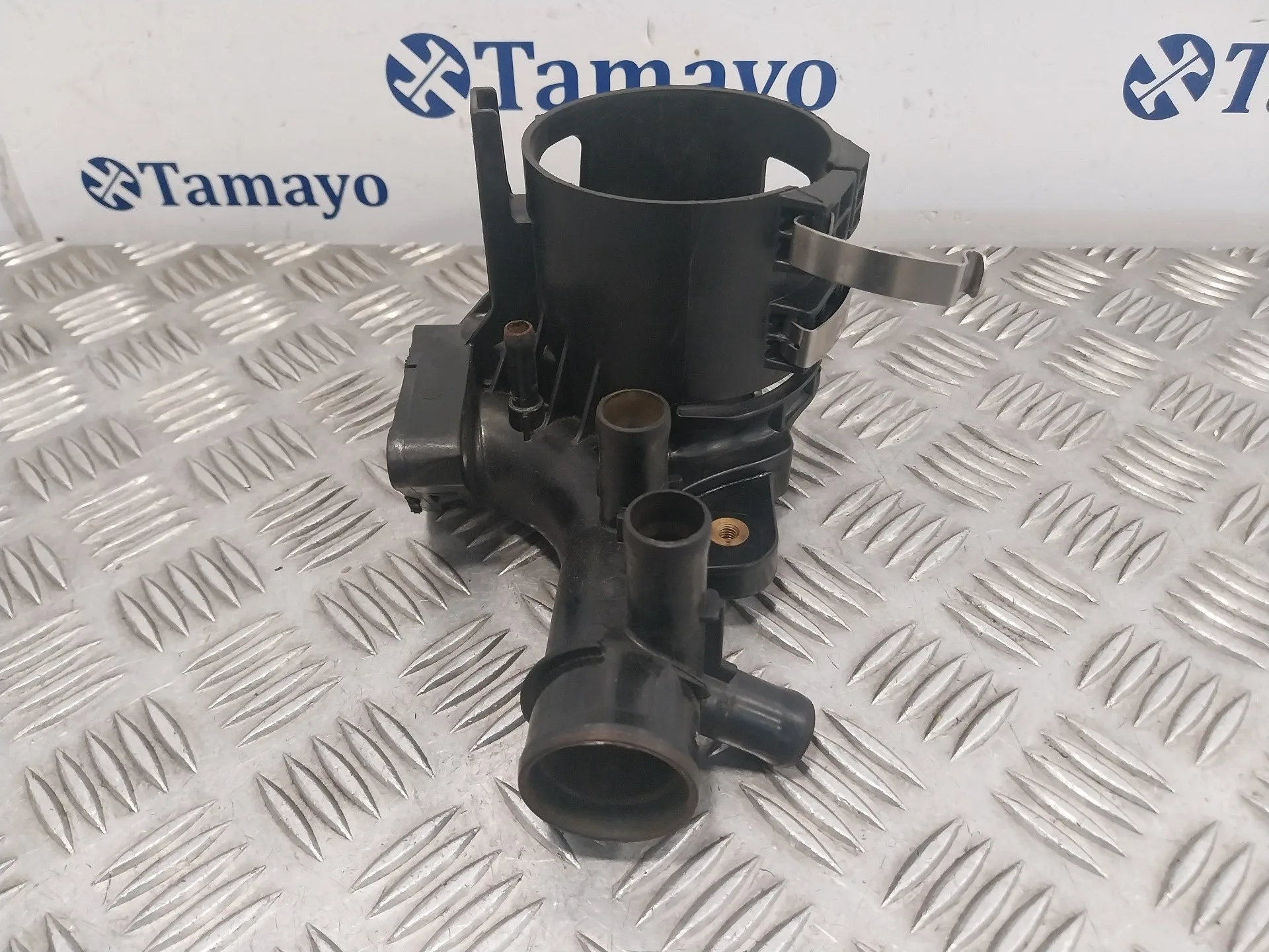 Soporte Filtro Gasoil para Mercedes-Benz Sprinter 5-T Caja/Chasis (B906)