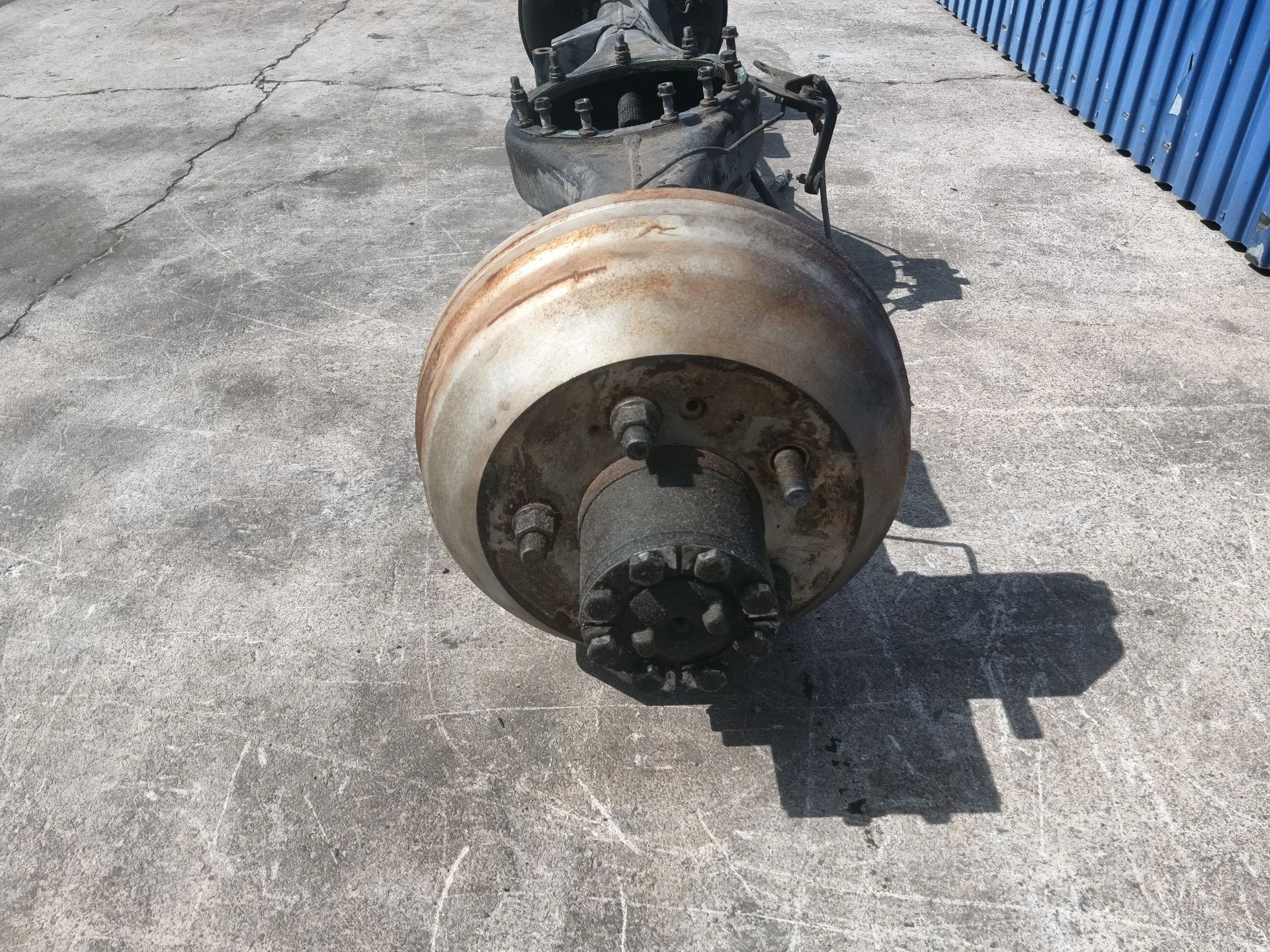 Puente Trasero para Nissan Cabstar 01.04 ->