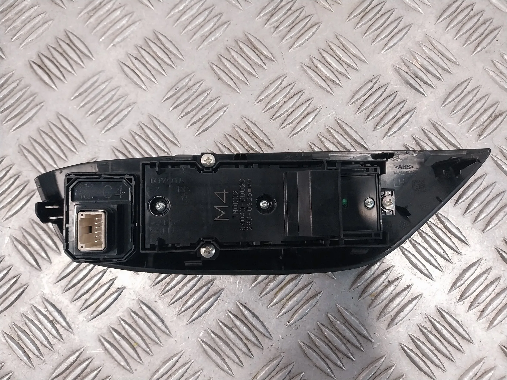 Mando Elevalunas Delantero Izquierdo para Toyota Yaris (Xpa1F/Mxph11/Chxnbw)