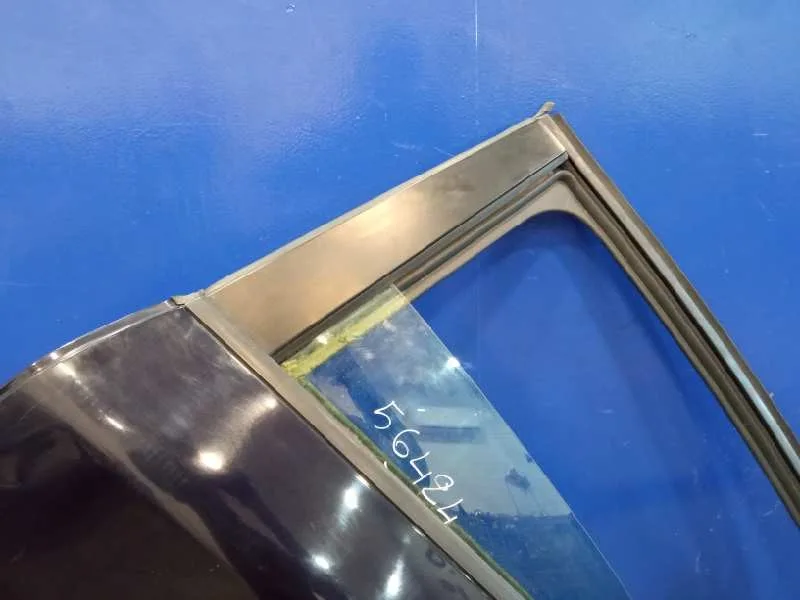 Puerta Trasera Izquierda para Peugeot 208