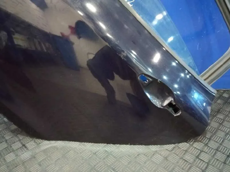 Puerta Trasera Izquierda para Peugeot 208