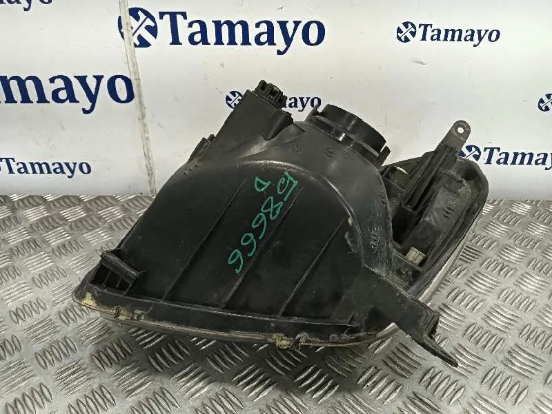 Faro Derecho para Toyota Rav 4 (A2)