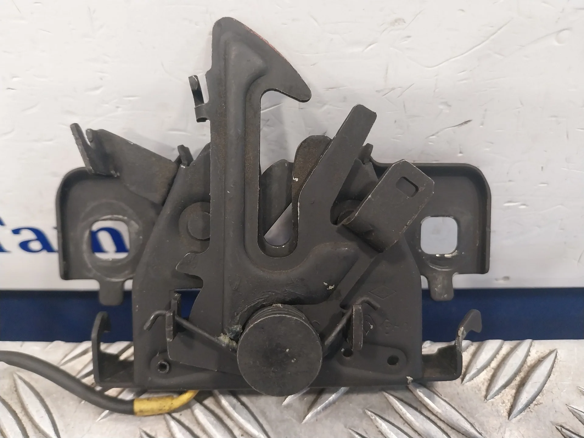 Cerradura Capot para Renault Captur