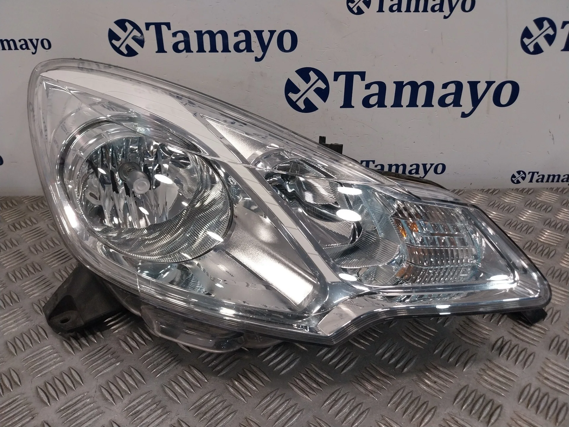 Faro Derecho para Citroën C3
