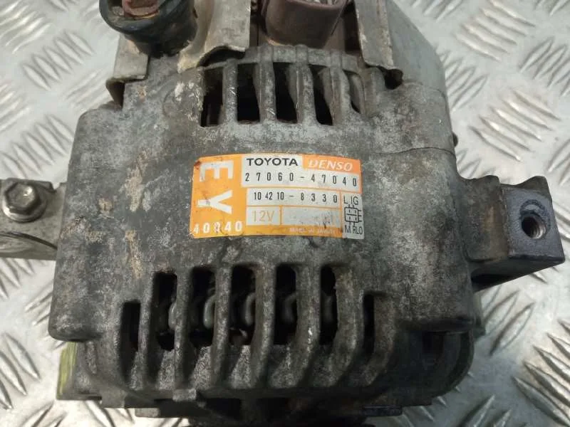 Alternador para Toyota Iq