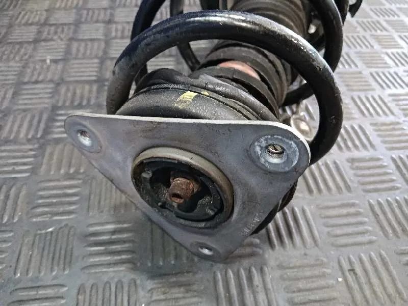 Amortiguador Delantero Derecho para Renault Captur