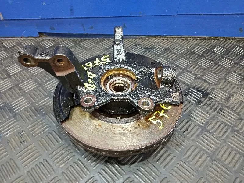 Mangueta Delantera Derecha para Renault Clio V