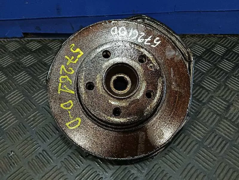 Mangueta Delantera Derecha para Mercedes-Benz Clase A (W169)