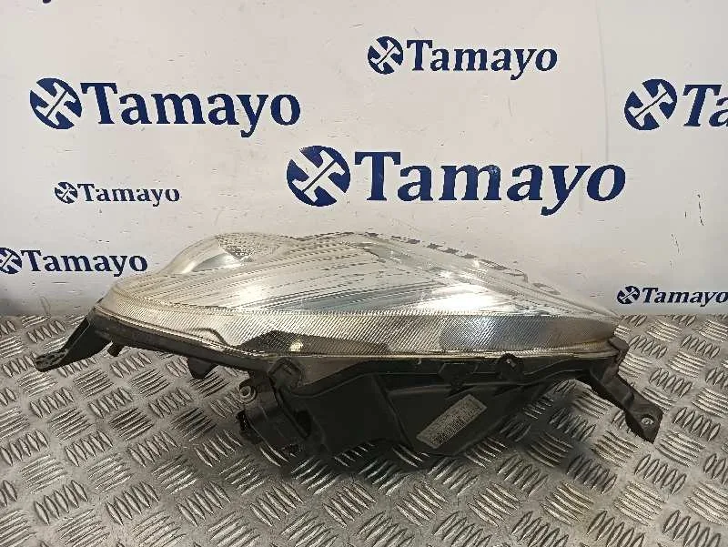 Faro Izquierdo para Nissan Micra (K12E)